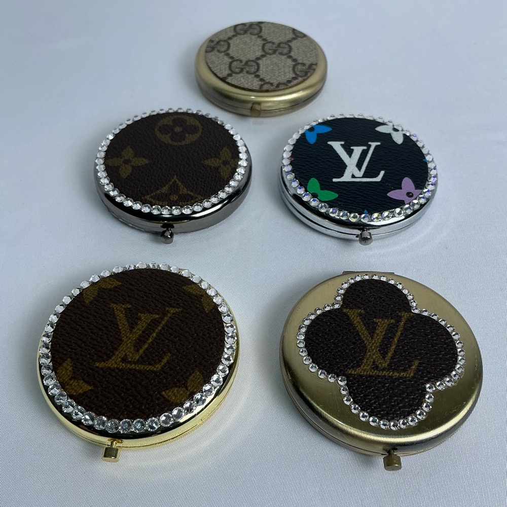 Louis Vuitton Monogram Canvas Gold Compact Mirror Embellished Swarovski Crystals - Picture 7 of 7